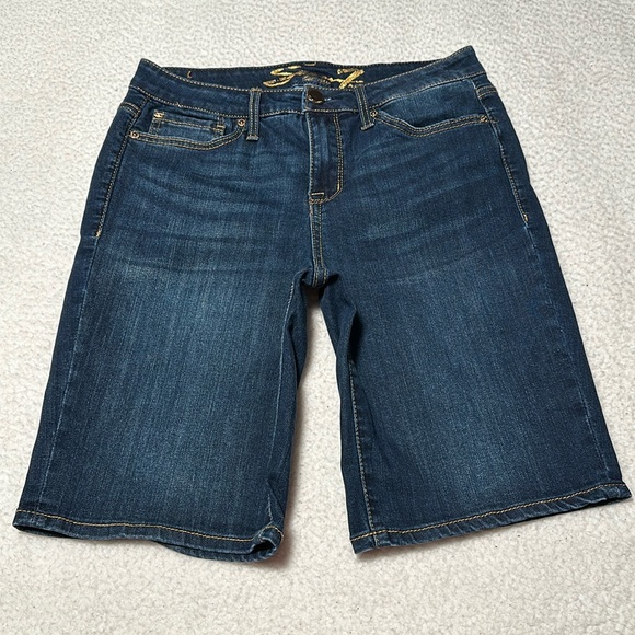 Seven7 Ladies Sunset Bermuda Denim Stretch Shorts, EUC (Wore Once), Size 6 - Picture 1 of 8